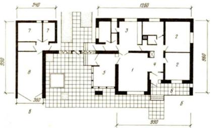 Рис.30. Одноэтажный трехкомнатный дом — типовой проект 184-16-61/I (жилая площадь 45,7 м2, общая — 81,8 м2)